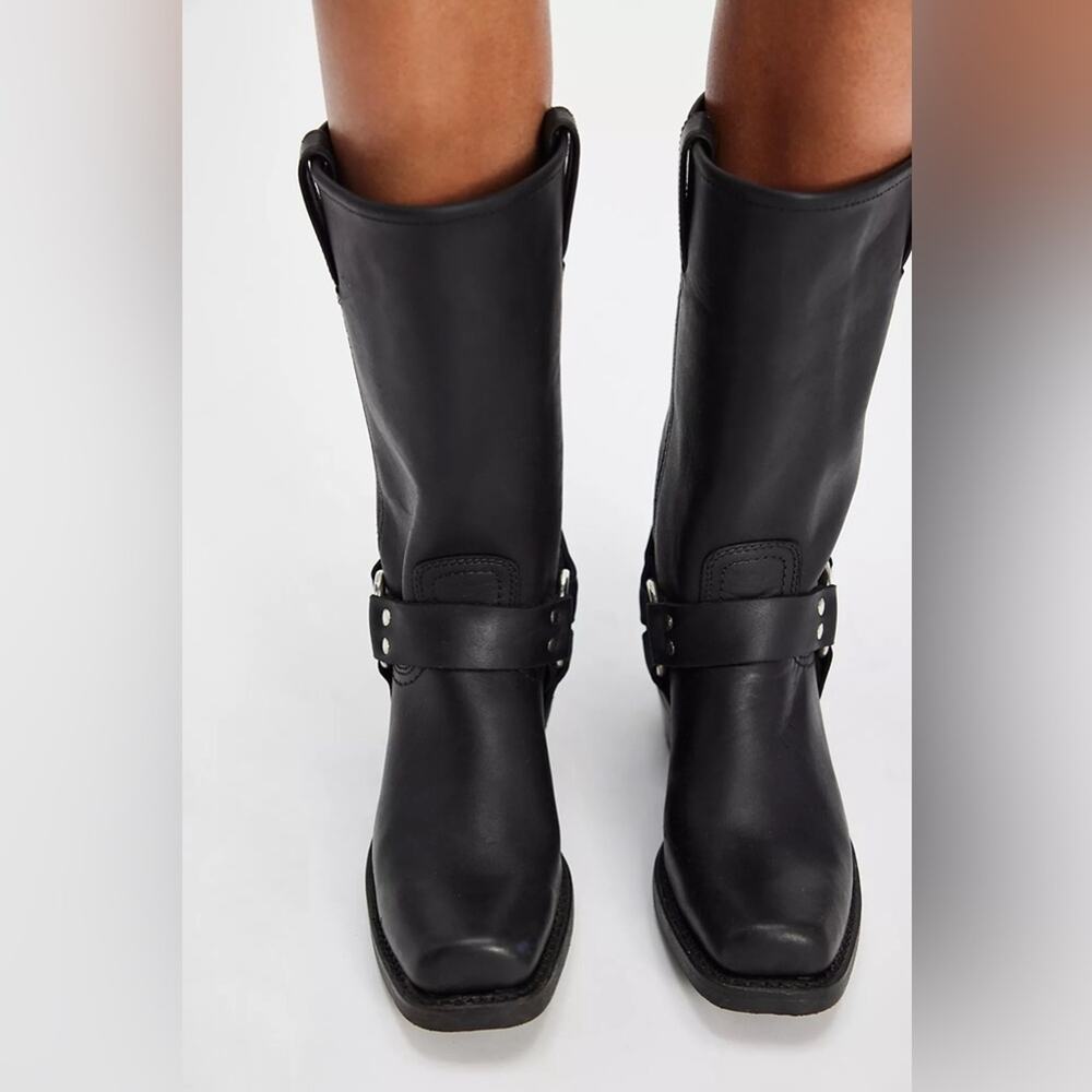 Frye Harness 12R Boots Black - Picture 6 of 13